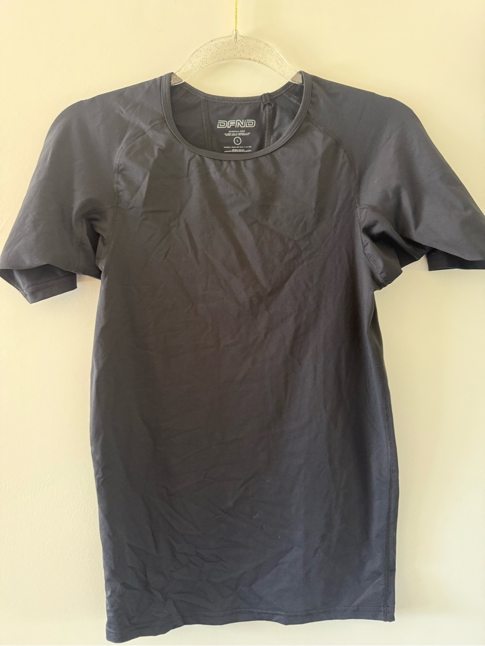 SHORT SLEEVE COMPRESSION SHIRT - DFND
